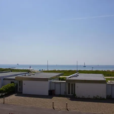 Inselblume 75 - Gemuetliche Mit Balkon Und Meerblick * Burgtiefe auf Fehmarn