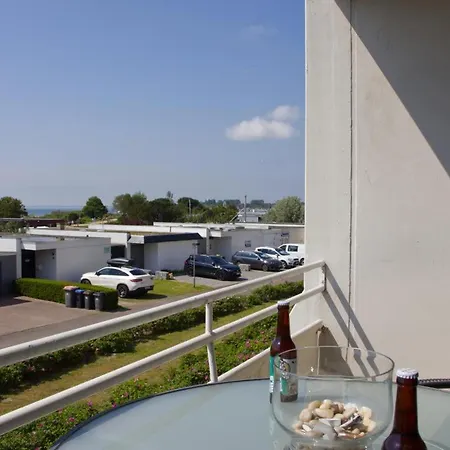 Inselblume 75 - Gemuetliche Mit Balkon Und Meerblick Дом отдыха Burgtiefe auf Fehmarn